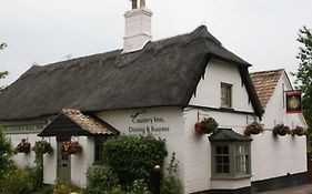 Golden Ball Hotel